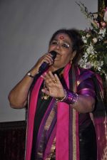 Usha Uthup at Vagina Monologues Charity dinner in Canvas, Mumbai on 6th Jan 2013 (58).JPG